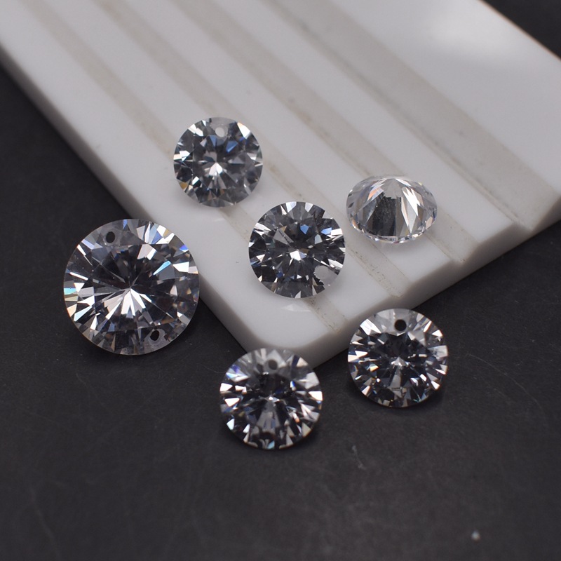 白色圆形单孔双孔宝石