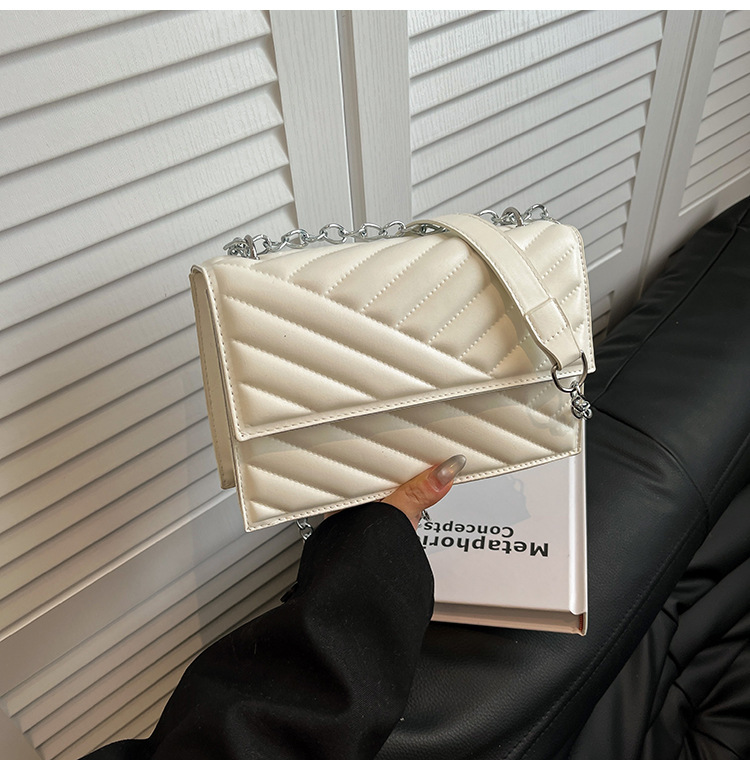 Bolso de mujer de moda de textura de micrófono simple bolso de moda de mujer bolso de diamante bolso de cinturón bolso de cadena retro bolso de mujer