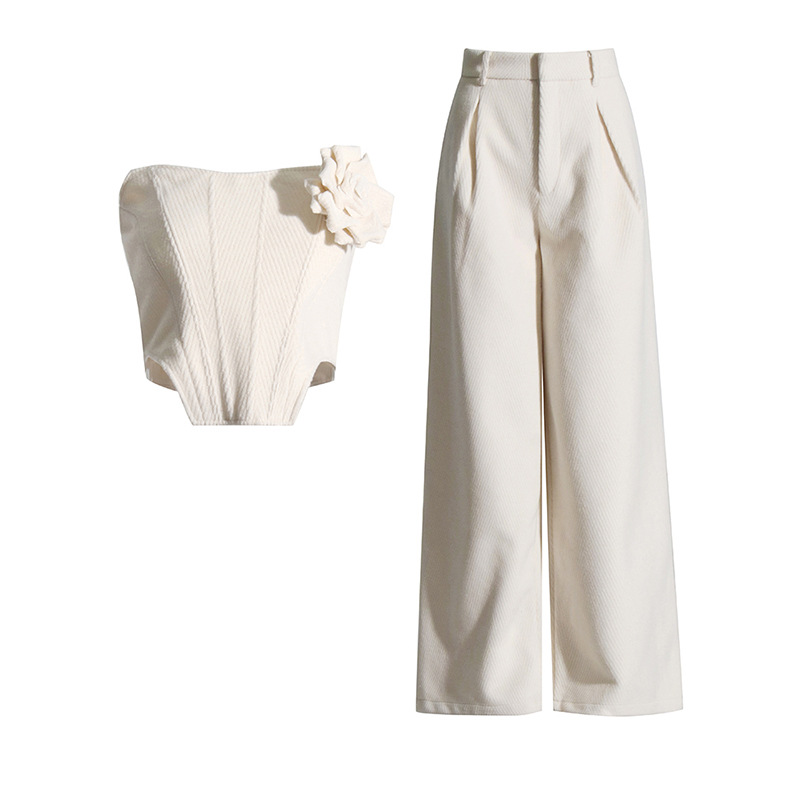 Conjunto de top corset e calções de cintura subida_voghion.com