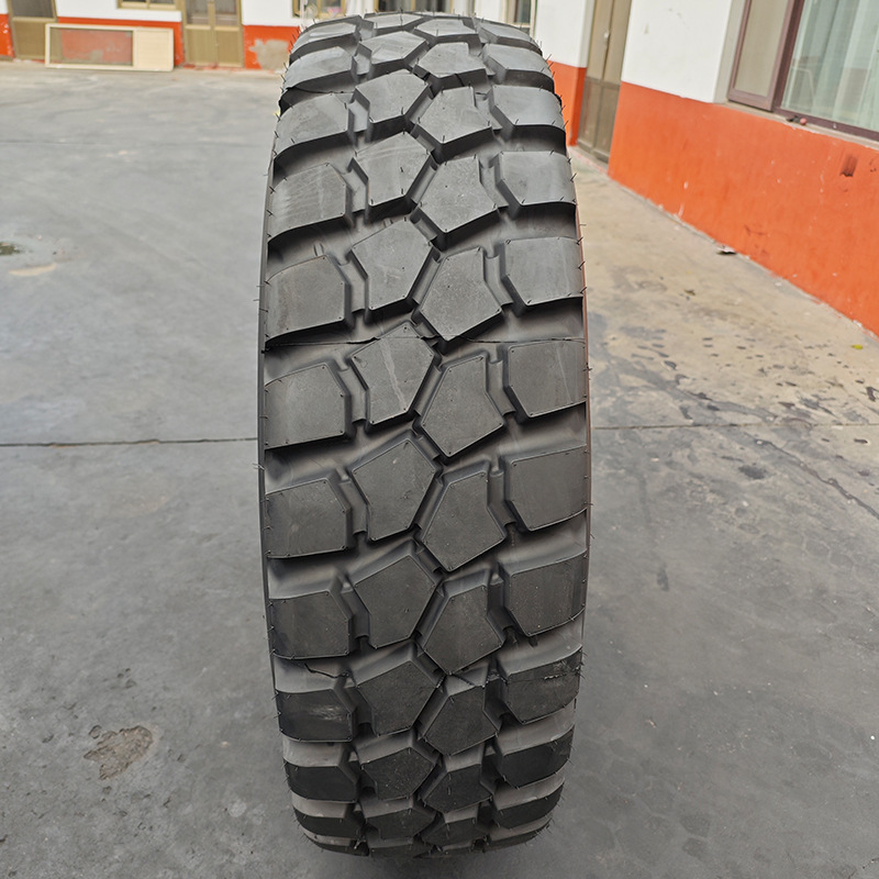 越野车轮胎 1400R20越野车炮车陕汽卡车全钢丝工程机械轮胎