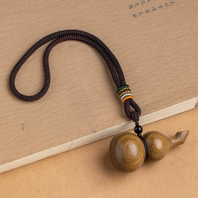 Creative Sandalwood Carved Gourd Car Pendant Obsidian High-End Car Hanging Ornament Car Interior Pendant Gift (Car hanging) - green-sandalwood-gourd
