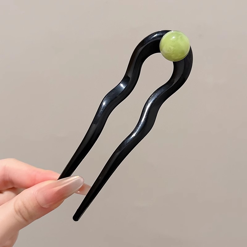 2025 primavera nuevo curry bola ondulación en forma de U pinzas de cabello para mujeres nuevo estilo chino tocado de estilo chino joyas de cabello variadas