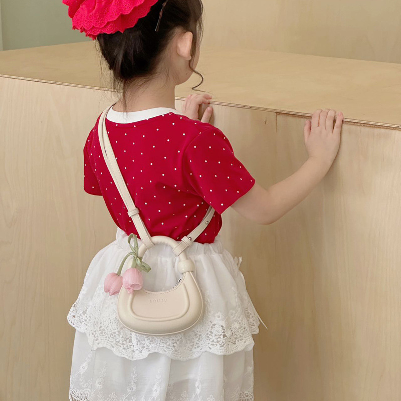 Bolsas para niños en línea rojo y azul Tulipan bolsas de media luna portátiles para hombres y mujeres simple color sólido mini bolso de hombro para bebés