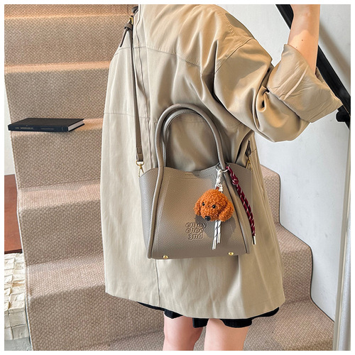 Cross-border niche hand basket bag for women 2024 new autumn and winter retro bucket bag versatile shoulder crossbody bag