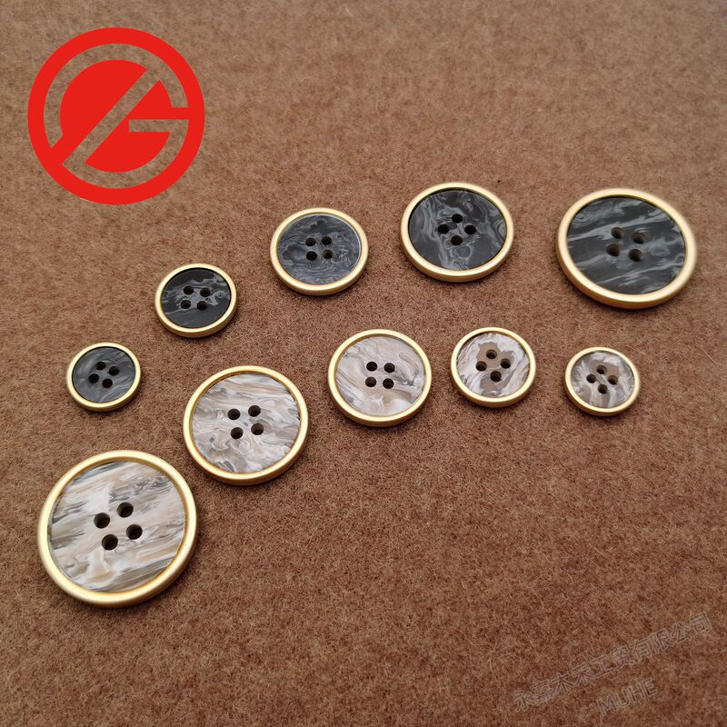 Resin imitation marble camouflage golden edge round four-eye button coat shirt button button factory direct supply