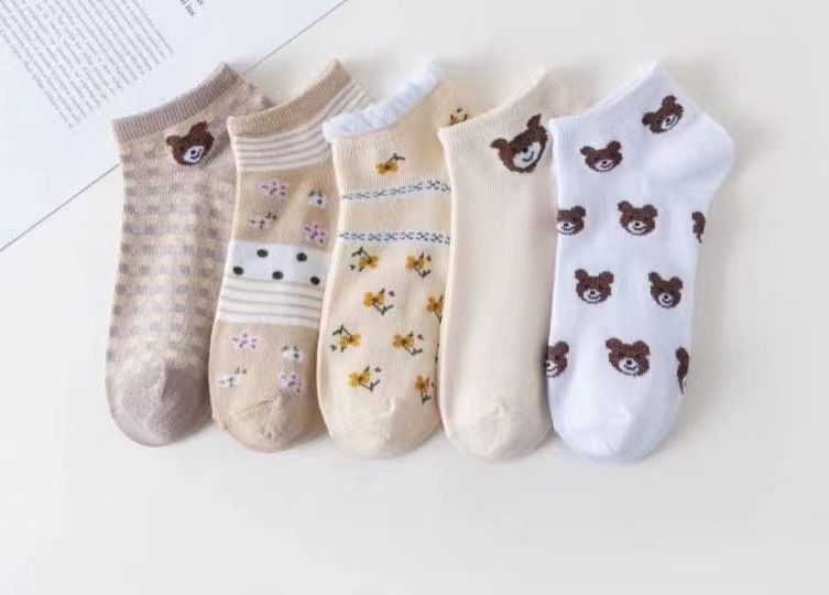 Calcetines puestos de verano al por mayor parejas de hombres y mujeres moda calle ins marca de moda calcetines invisibles bajos calcetines Zhuji