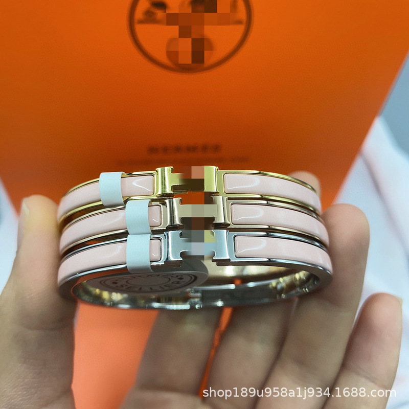新しいハイバージョン Aijia ブレスレット H 文字 6 ミリメートルナローバージョンミニエナメルヨーロッパとアメリカのカップルブレスレットメーカー卸売|undefined