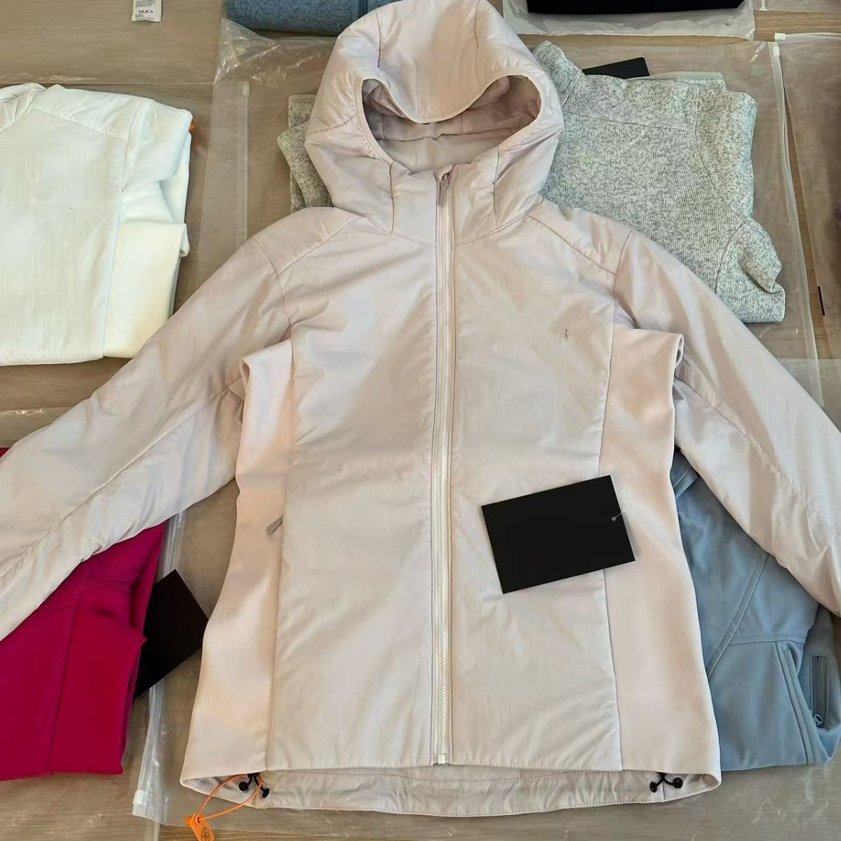 Autumn and Winter Women's Embroidered Slim-Fit Astro Boy Lightweight Hooded Outdoor Casual Windproof Warm Cotton Jacket Cross-Border