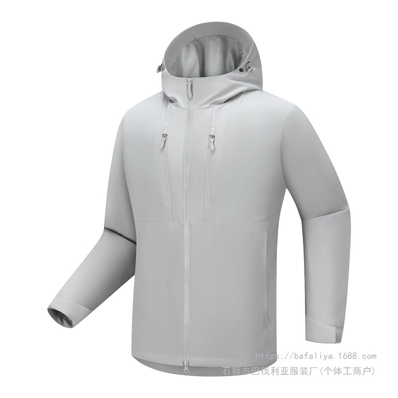 New solid-color windbreaker jacket, available in a men's and couples' style, offering windproof and waterproof protection for outdoor activities. This solid-color softshell jacket features a hood and is designed for men's sports and leisure wear New solid-color windbreaker jacket, available in a men's and couples' style, offering windproof and waterproof protection for outdoor activities. This solid-color softshell jacket features a hood and is designed for men's sports and leisure wear