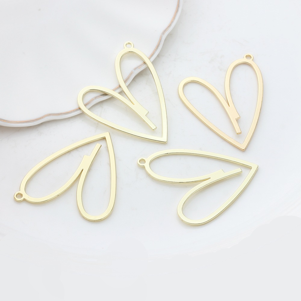 Pendant heart shaped