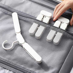 旅行用折りたたみ衣類ラック、ポータブル出張衣類乾燥加工品、厚みのあるホテルの衣類吊り下げ多機能衣類乾燥ラック