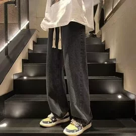 男式休闲裤;男式T恤;男式卫衣