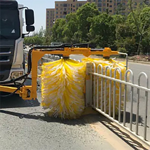 Tunnel wall cleaning equipment roller brush type non-damage paint high-speed guardrail cleaning machine city guardrail cleaning machine