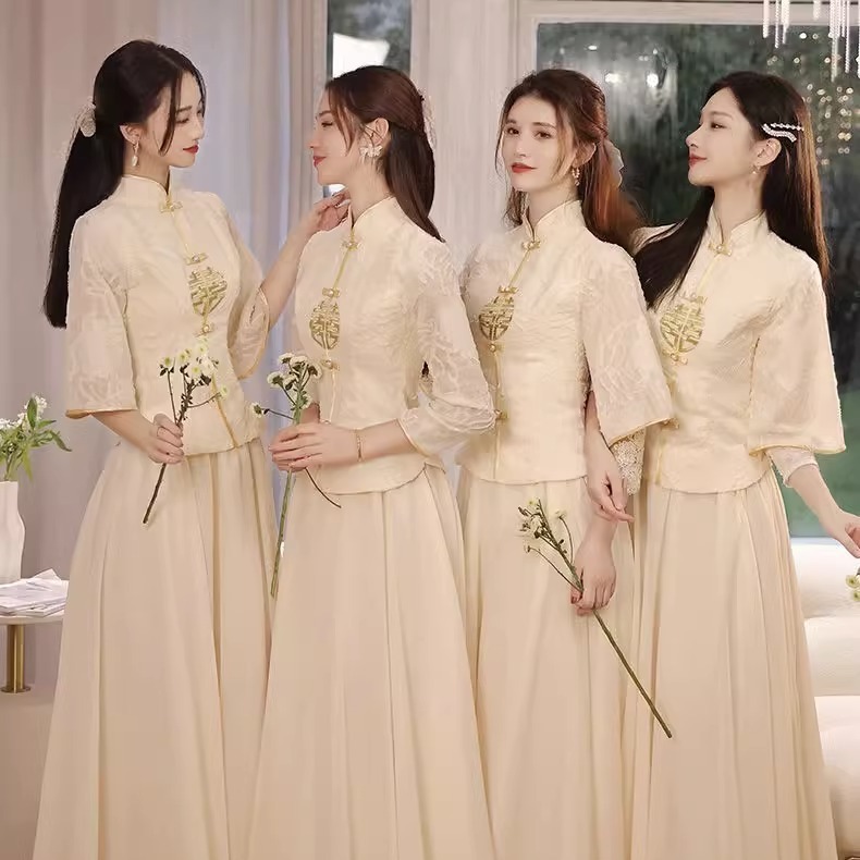 Chinese-Style Champagne-Colored Bridesmaid Dress 2023 New Cheongsam Sister Group Slimming High-End Xiuhe Dress Chinese Retro