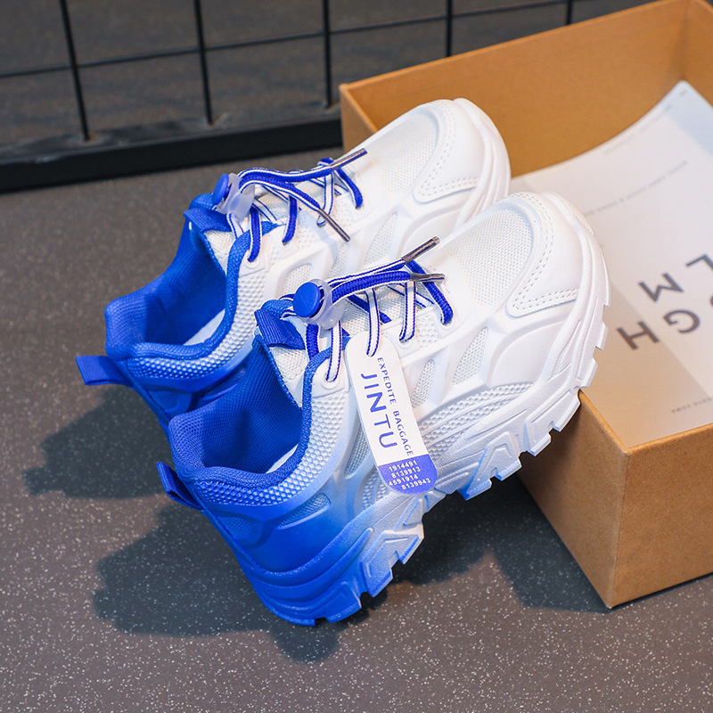 Calzado deportivo de malla para niños al por mayor, verano 2025, nuevas zapatillas para correr para niños, transpirables y casuales, para niños medianos y grandes y niñas.