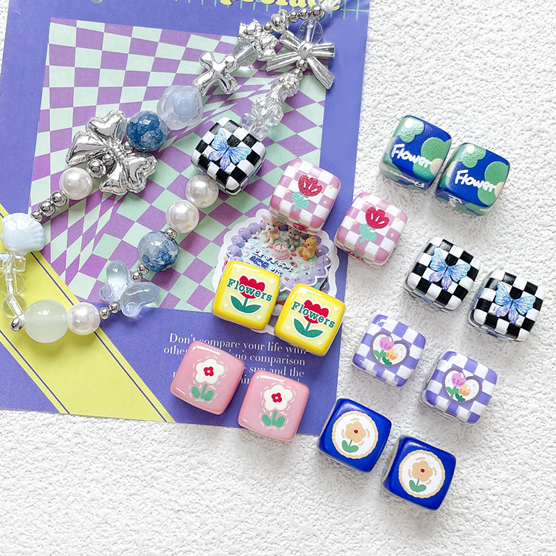 Brand acrylic beads