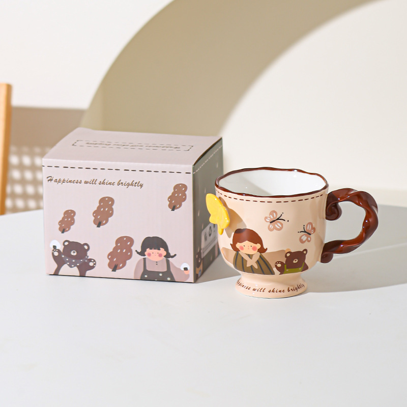 Retro encantadora chica taza de cerámica de alto valor de visualización de oficina casa taza de agua taza de café mano regalo de cumpleaños al por mayor