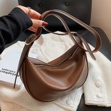 时尚包包女2026新款复古高级感ins小众饺子包百搭软皮单肩斜挎包