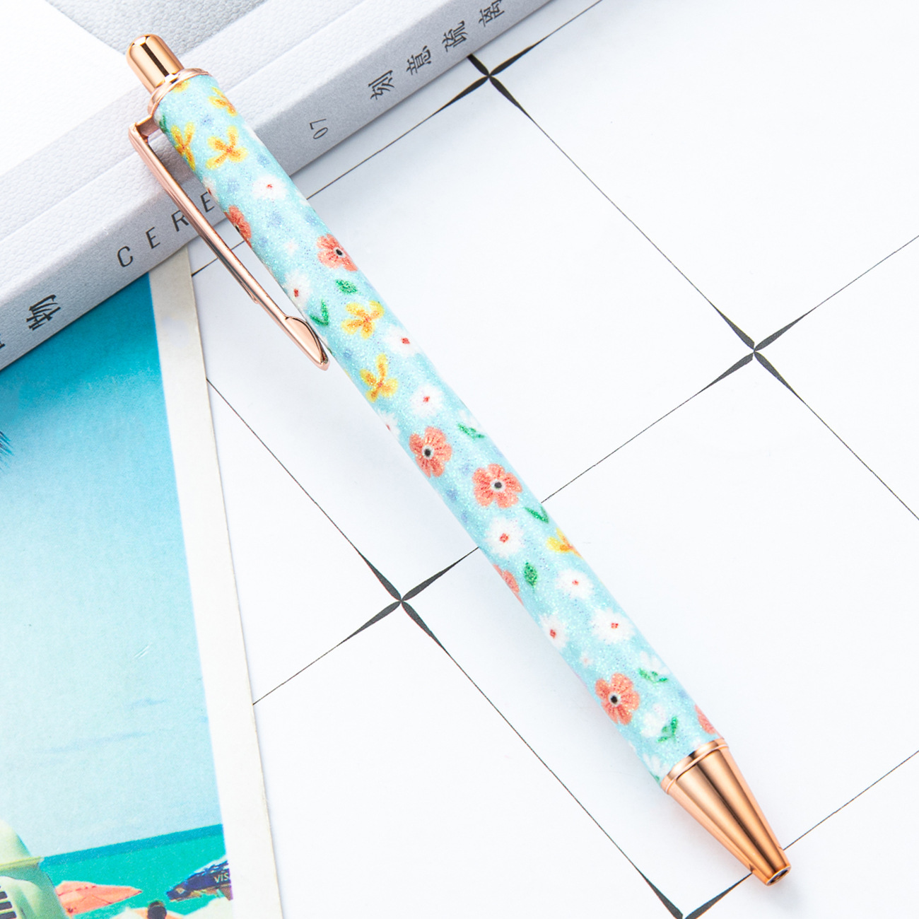 alto valor facial ins viento flor triturada lápiz de bola pequeña fresca creativa estudiantes presionar lápiz de regalo de publicidad lápiz de bola