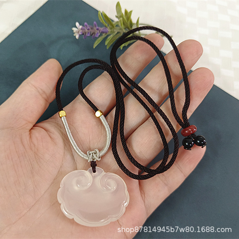 깊은 커피 로프가있는 흰색 옥수 양면 Ruyi 잠금 장치 (33*28mm 정도)