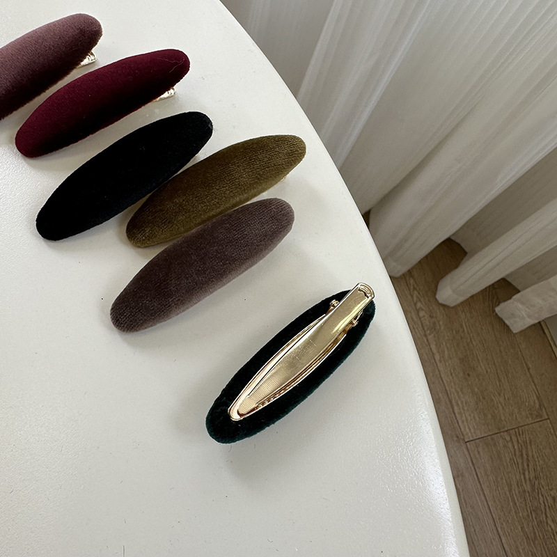 Pinza de pelo ovalada de terciopelo estilo coreano para flequillo_voghion.com
