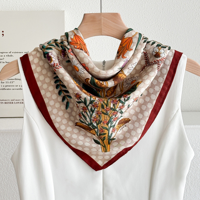 바둑판 백합 - 미색 바탕에 빨간색 테두리