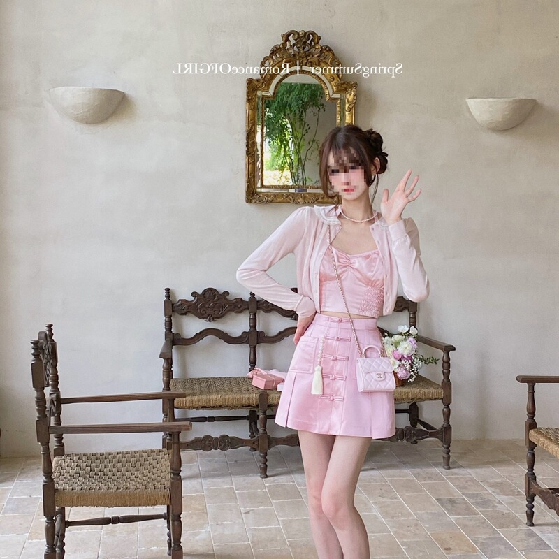 Romanceofgirl / Miu-Style Aesthetics! Delicate Lace Stitching, Soft and Smooth Knit Sun-Protective Cardigan