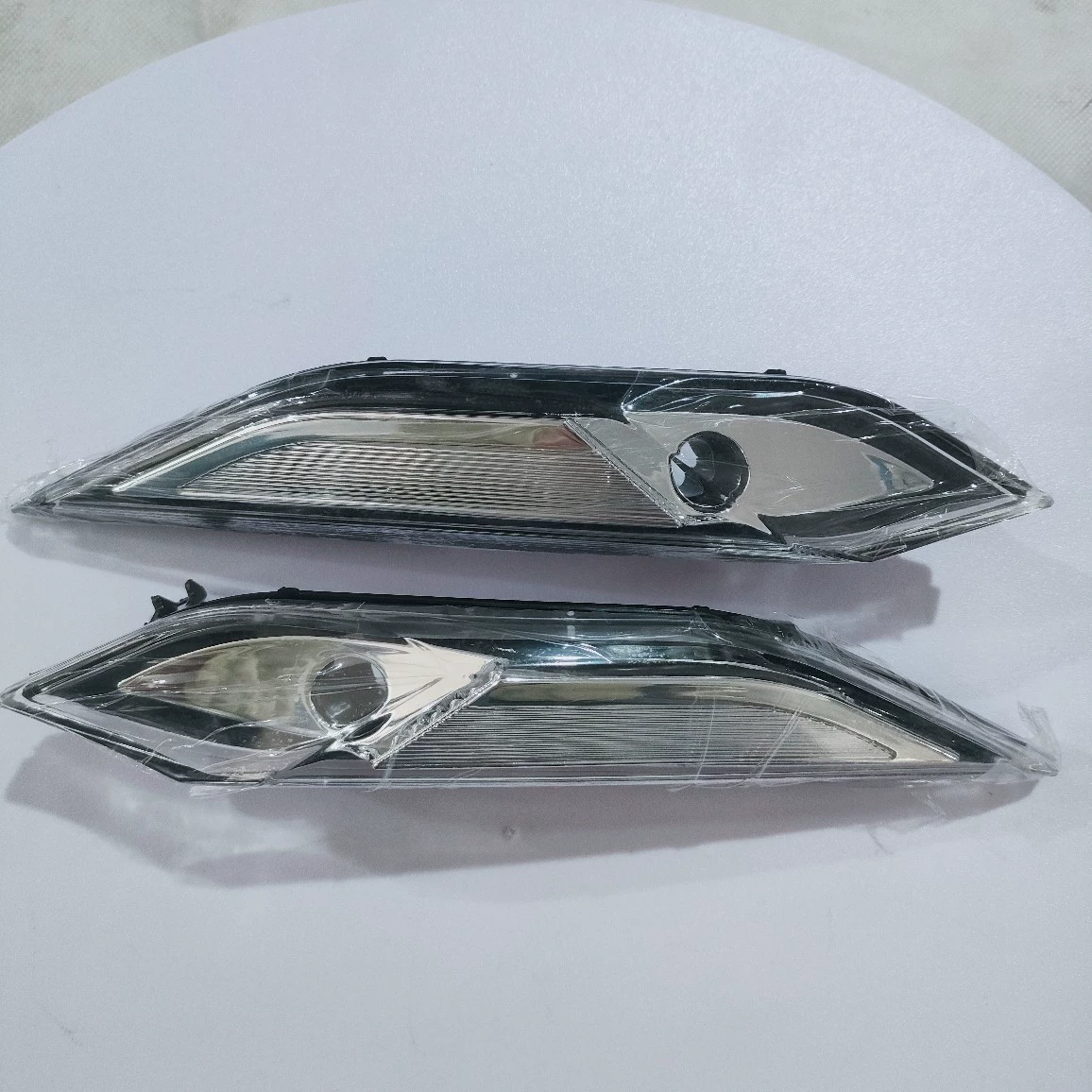 Запчасти для трансграничной торговли: указатель поворота левый для 11 моделей Porsche Cayenne, артикул 95863110100