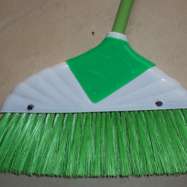 厂家直销塑料扫把，不锈钢畚斗，塑料畚斗耐用实惠耐用