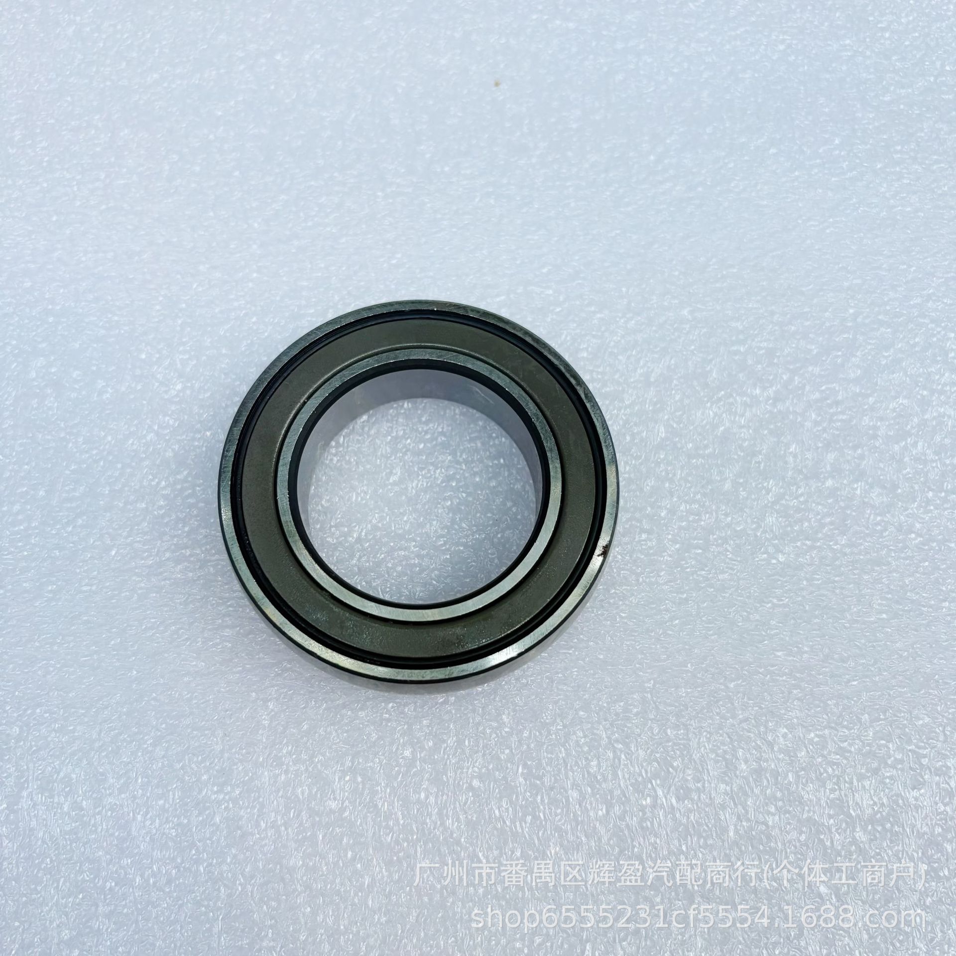 6G913C083AA is suitable for the right front half-shaft bridge bearing of the Land Rover Freelander 2, Range Rover Evoque, and Discovery Sport