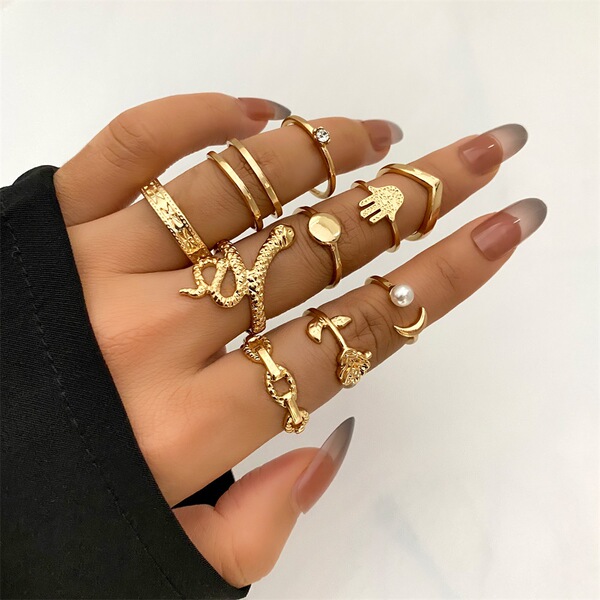 Fashionable universal retro set