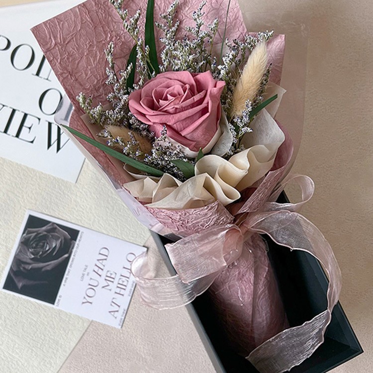 Día de San Valentín flores eternas rosas con una caja de regalo para mamá novia creativa alta sensación de regalo de flores eternas