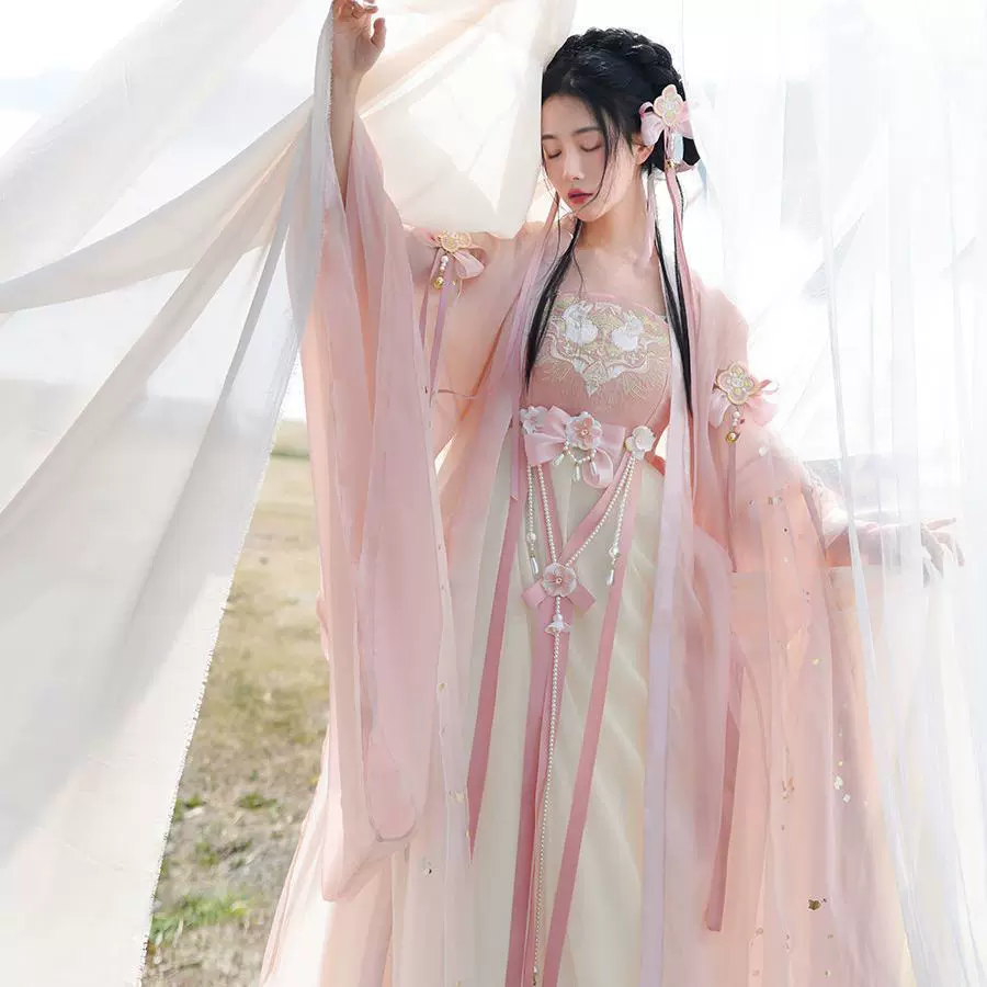 东月棠原创汉服女[笑春风]清新诃子裙汉元素2023春爆款汉元素全套