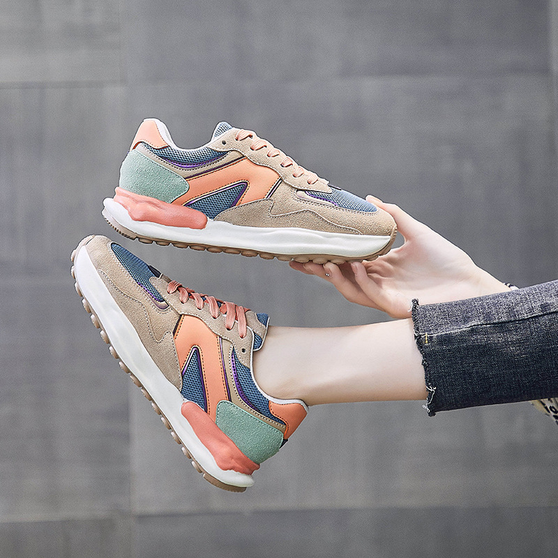 Sport 2024 Frühjahr Neue Leichte Weiche Sohle Laufen Trendy Coole Damenmode Vielseitige Papa Schuhe für Frauen_voghion.com