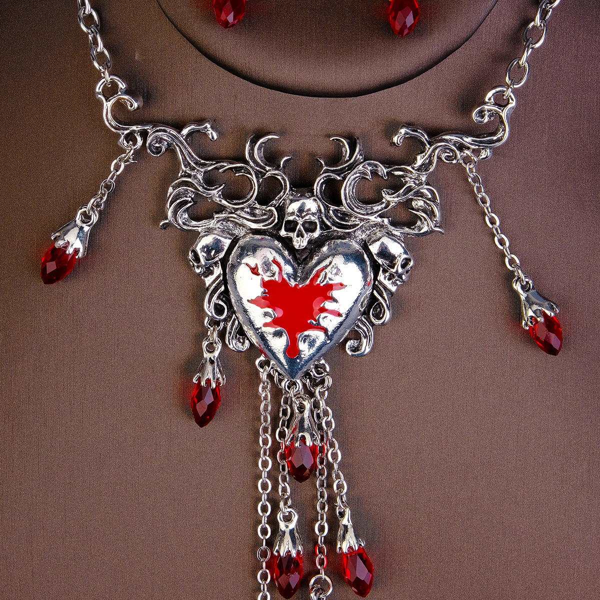 Hot Sale Halloween Jewelry Necklace Set Exaggerated PROM Party Dress Up Red Heart Skull Earrings Necklace 2-piece Set_voghion.com