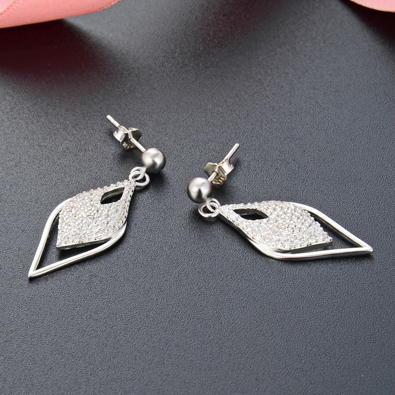 Estilo japonés y coreano simple geométrico ZIRCON pendientes s925 plata esterlina diamante-incrustado moda ol diamante pendientes para mujeres