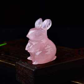 天然粉晶兔子摆件粉水晶原石手工雕刻家居客厅办公桌摆设装饰品