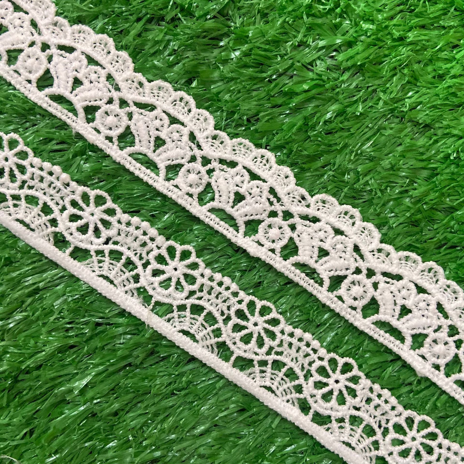 厂家直供 2022现货水溶牛奶丝刺绣花边  服装家纺软饰绣花花边