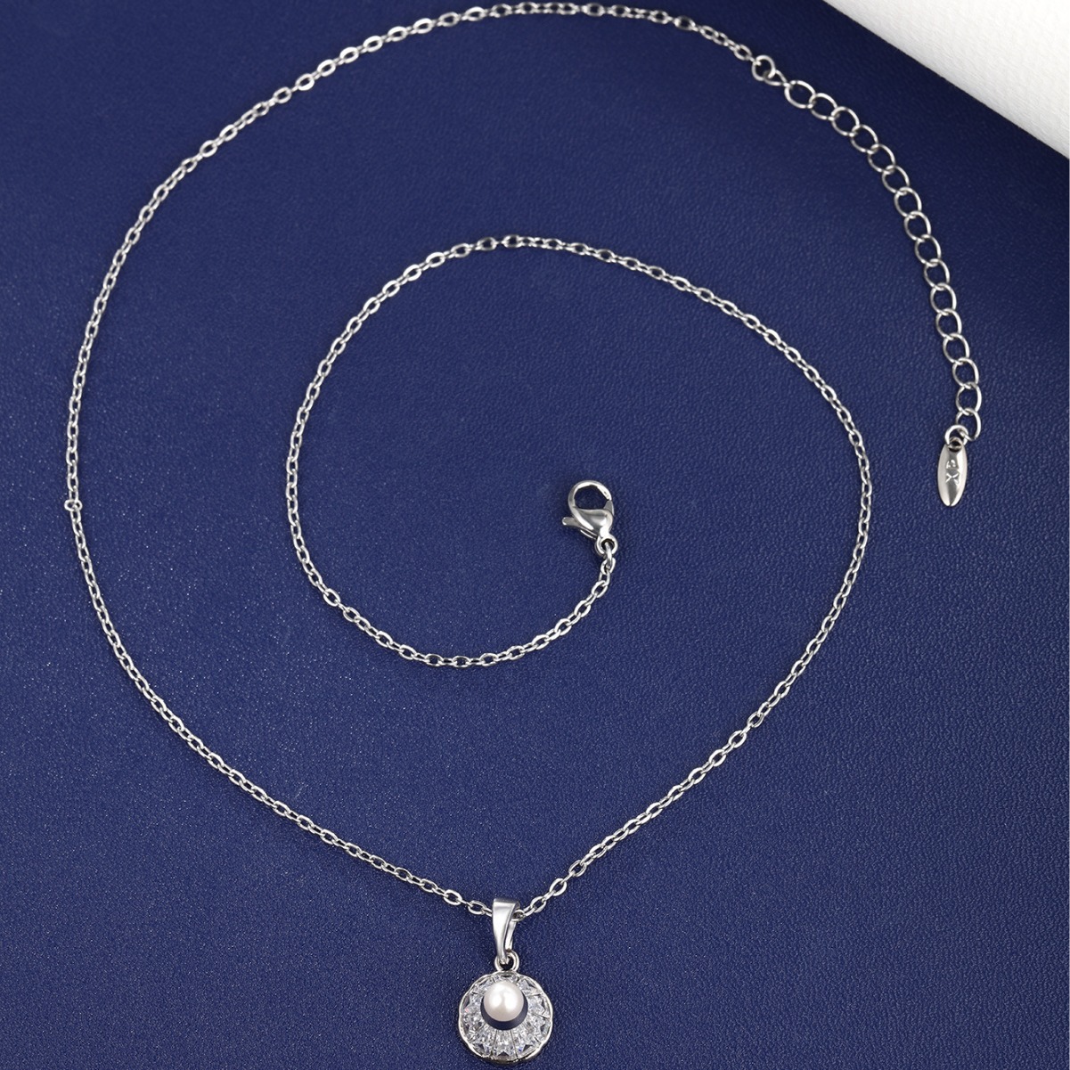 Joyería Xuping, Collar de Perlas de Imitación de Lujo Ligero y Moderno, Accesorios de Otoño e Invierno, Colgante Elegante de Alta Gama, Venta al por Mayor