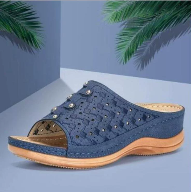 Wish трансграничная новая резная внешняя торговля женские тапочки большого размера спот Amazon легкие наклон на каблуке толстые подошвы