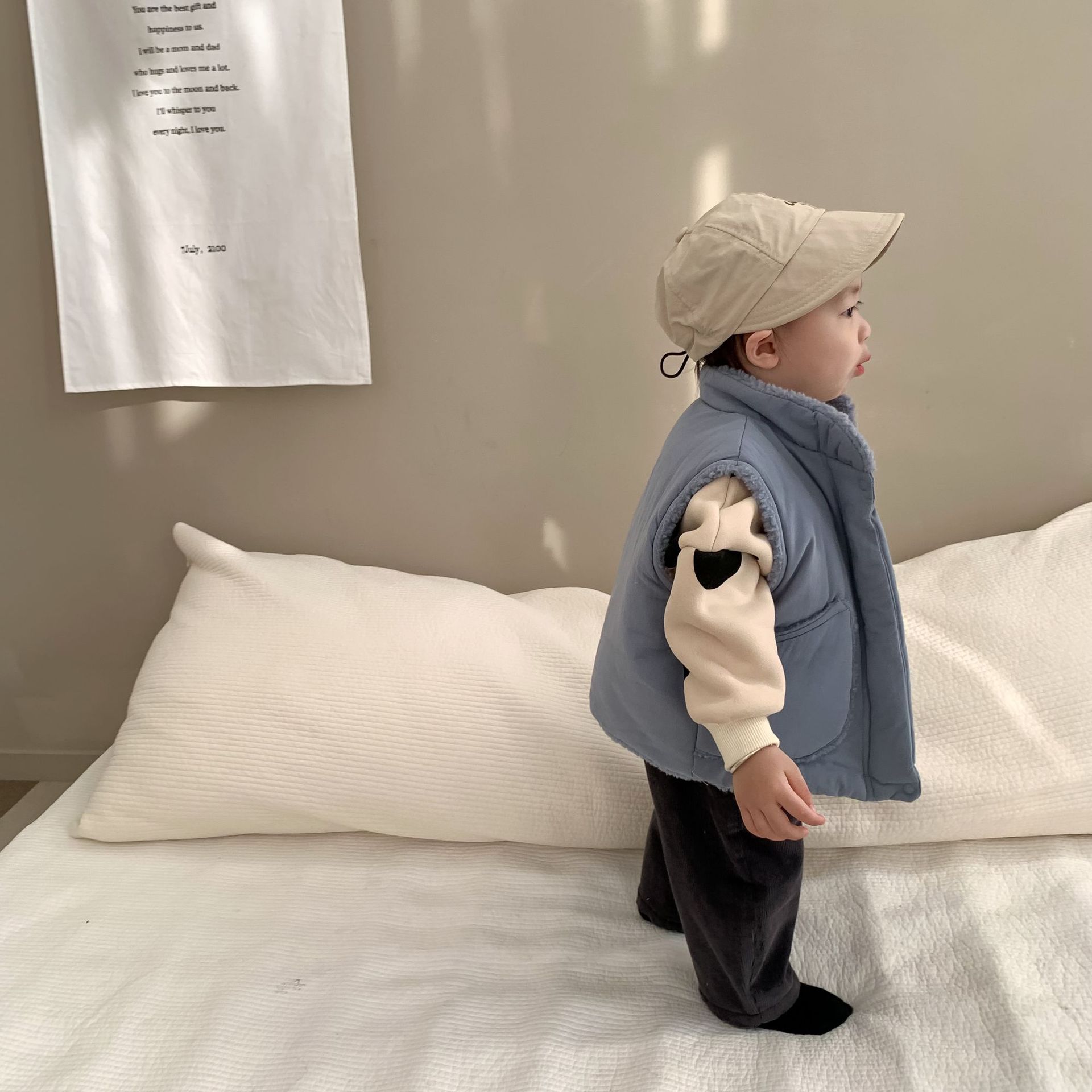 Bebé engrosada ropa de abrigo chaleco Bebé Ropa de salida ropa de otoño e invierno estilo coreano ropa para niños bebé Chaleco de algodón crudo