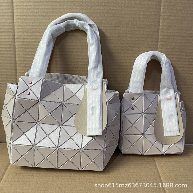 原厂一生限定彩钉钻石包几何菱格大方盒包手提包百搭女士托特包女
