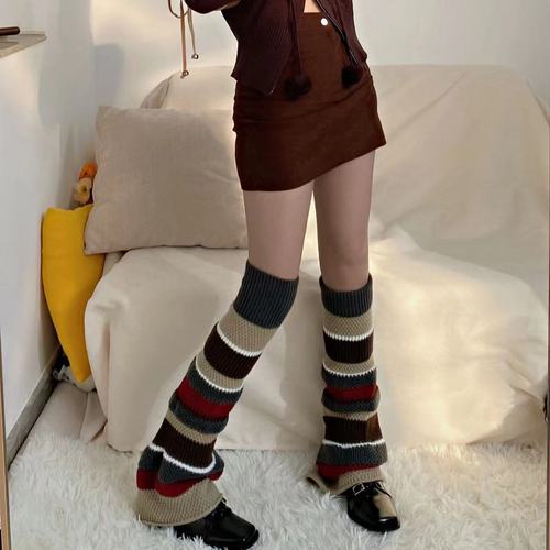 Autumn and winter retro American functional style striped stitching contrasting color niche knitted wool micro-flared wide-leg leg socks