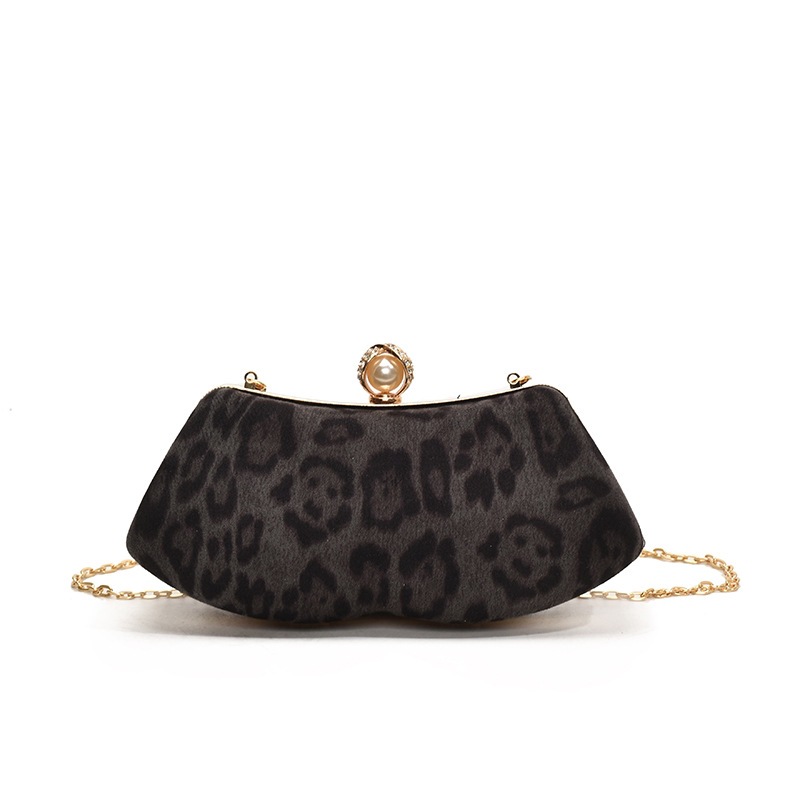 Bolso de hombro europeo y americano, bolso de mano para la cena, 2024 nuevo patrón de leopardo de moda, bolso de mujer de cadena popular.