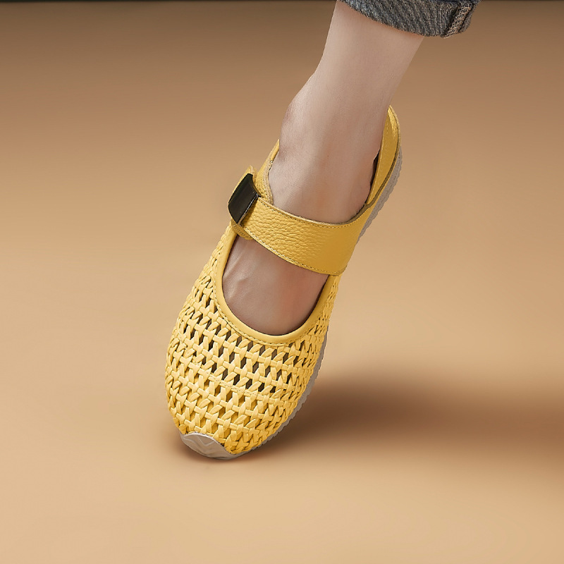 Women's Summer Outdoor Half-Slippers 2026 New Model, Dual-Wear Perforated Shoes, Breathable Mesh Thick-Soled Birkenstock-Style Slippers Women's Summer Outdoor Half-Slippers 2026 New Model, Dual-Wear Perforated Shoes, Breathable Mesh Thick-Soled Birkenstock-Style Slippers
