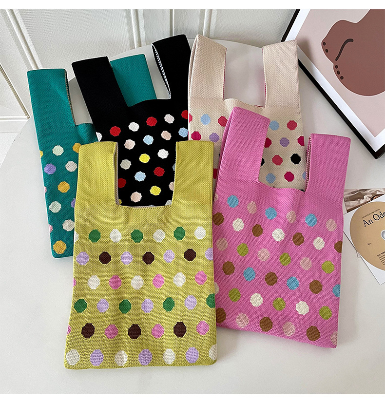 Women's Medium Polyester Polka Dots Vintage Style Square Open Handbag display picture 13