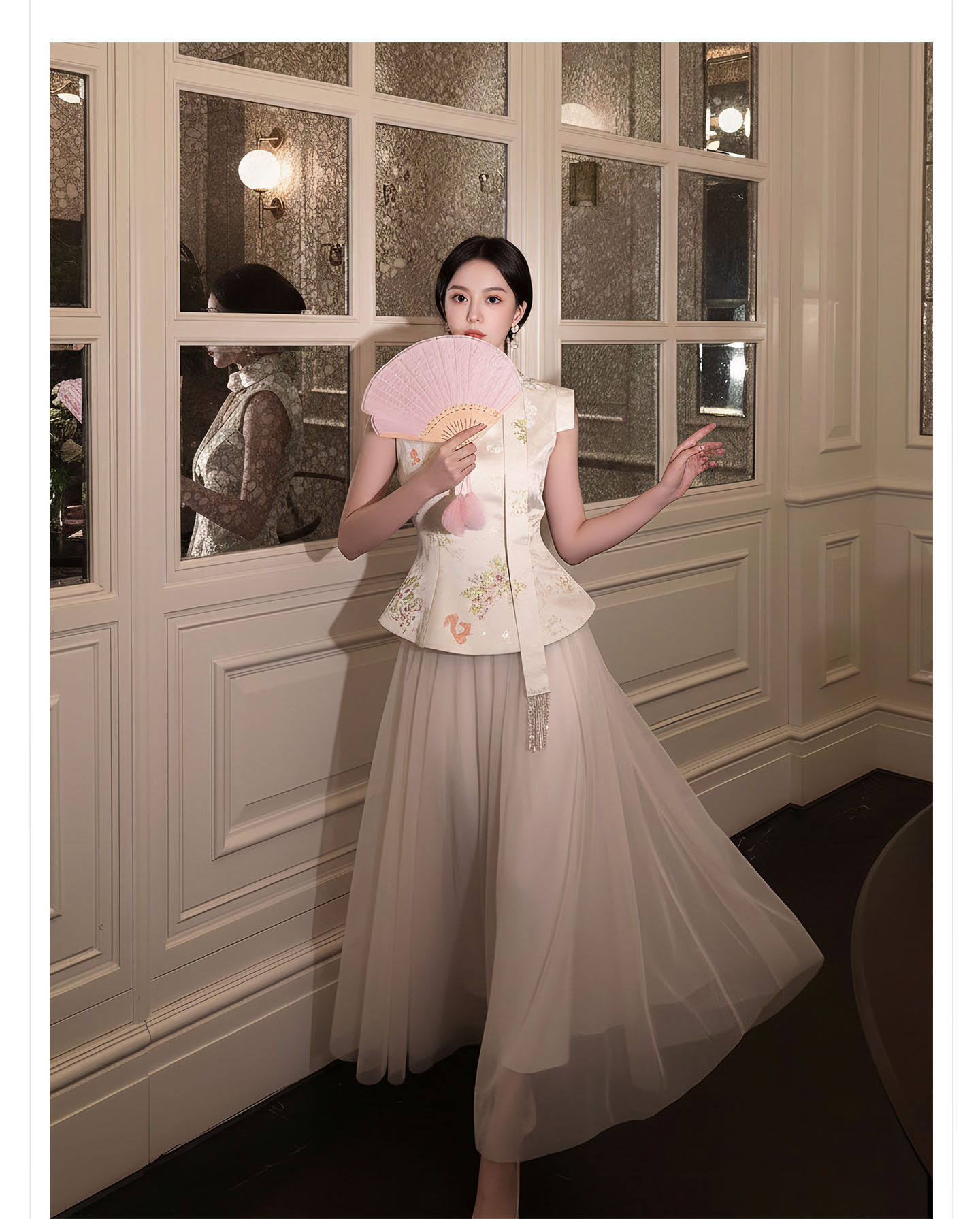 Bộ áo vest gile và chân váy lưới thêu hoa phong cách tân cổ điển — bộ đồ, nửa váy, Áo khoác màu mơ chi tiết 10