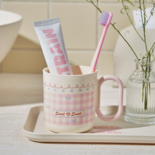 ������Ů���ڱ���H��ͯ��ˢ�������l���gϴ��������H��ˢ����