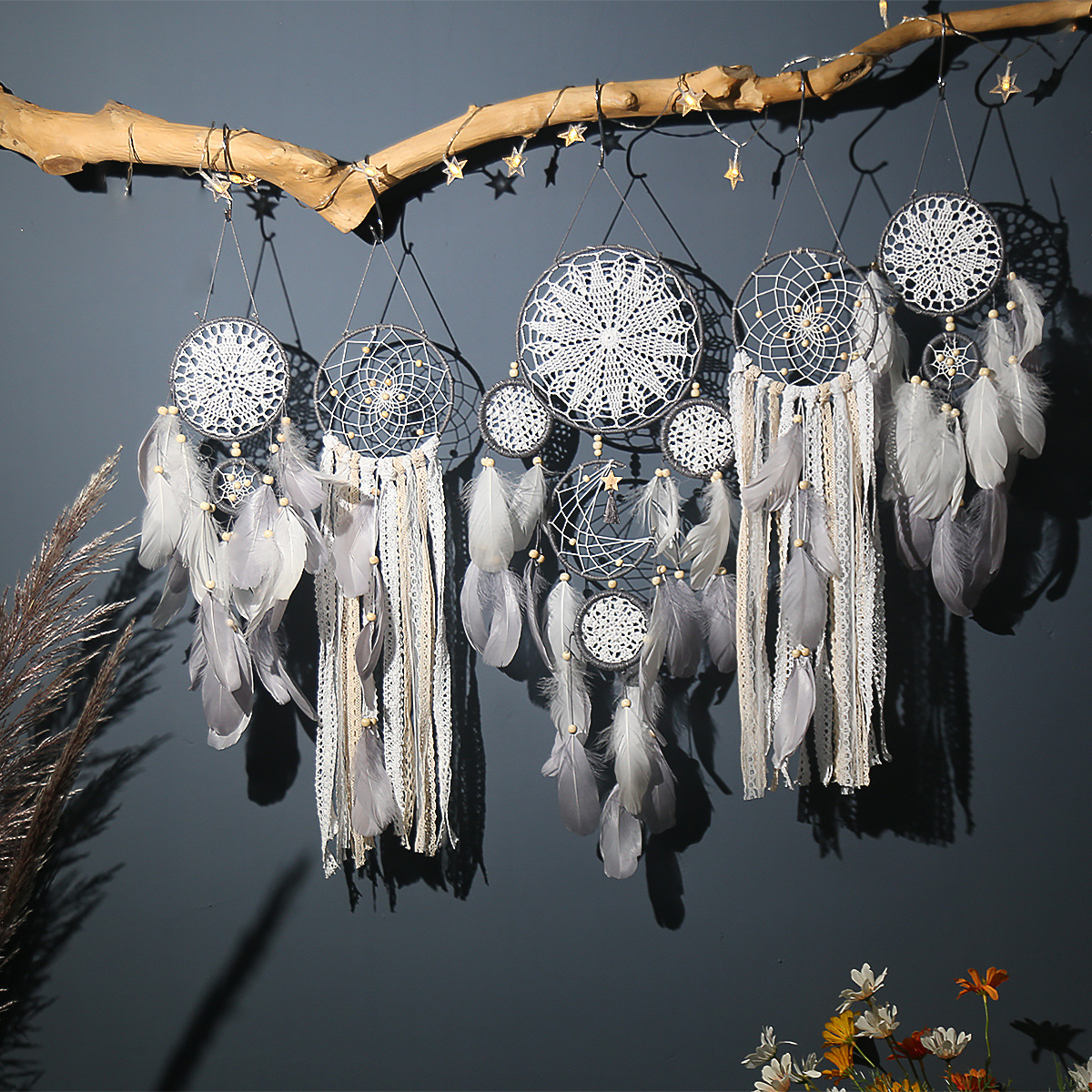 Ins Minimalist Hand-woven Star Hanging Tapestry Dreamcatcher Tassel Wall Hanging Decor for Living Room Ornament Creative