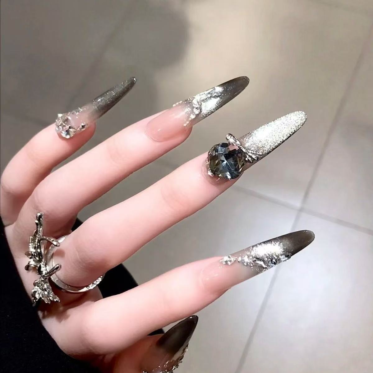 Armadura de vestir hecha a mano, uñas de vestir para perros finos, extraíble, de alta gama, lujo negro, uñas de diamantes brillantes, largas terminadas